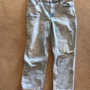 Abercrombie & Fitch Jeans Distressed Detailing Ankle Straight Ultra high rise